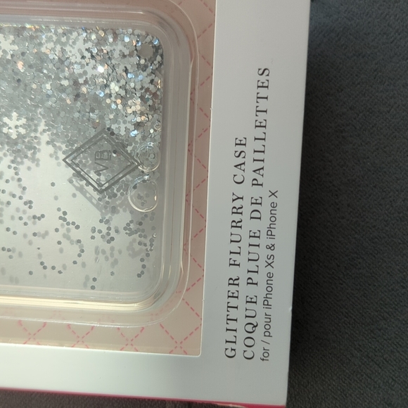 NIB iPhone XS Vera Bradley Polar Bear Glitter Snow Winter Sledding Phone Case - Picture 6 of 6